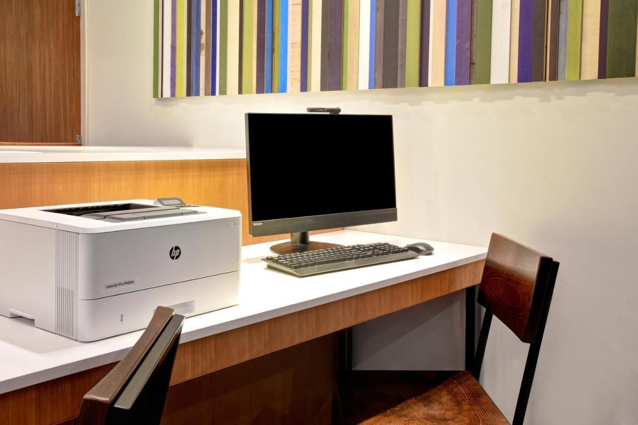 Holiday Inn Express & Suites - Ottawa By Ihg Dış mekan fotoğraf