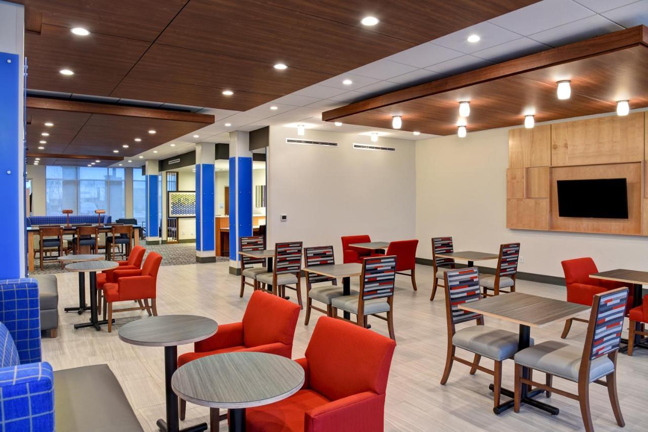 Holiday Inn Express & Suites - Ottawa By Ihg Dış mekan fotoğraf