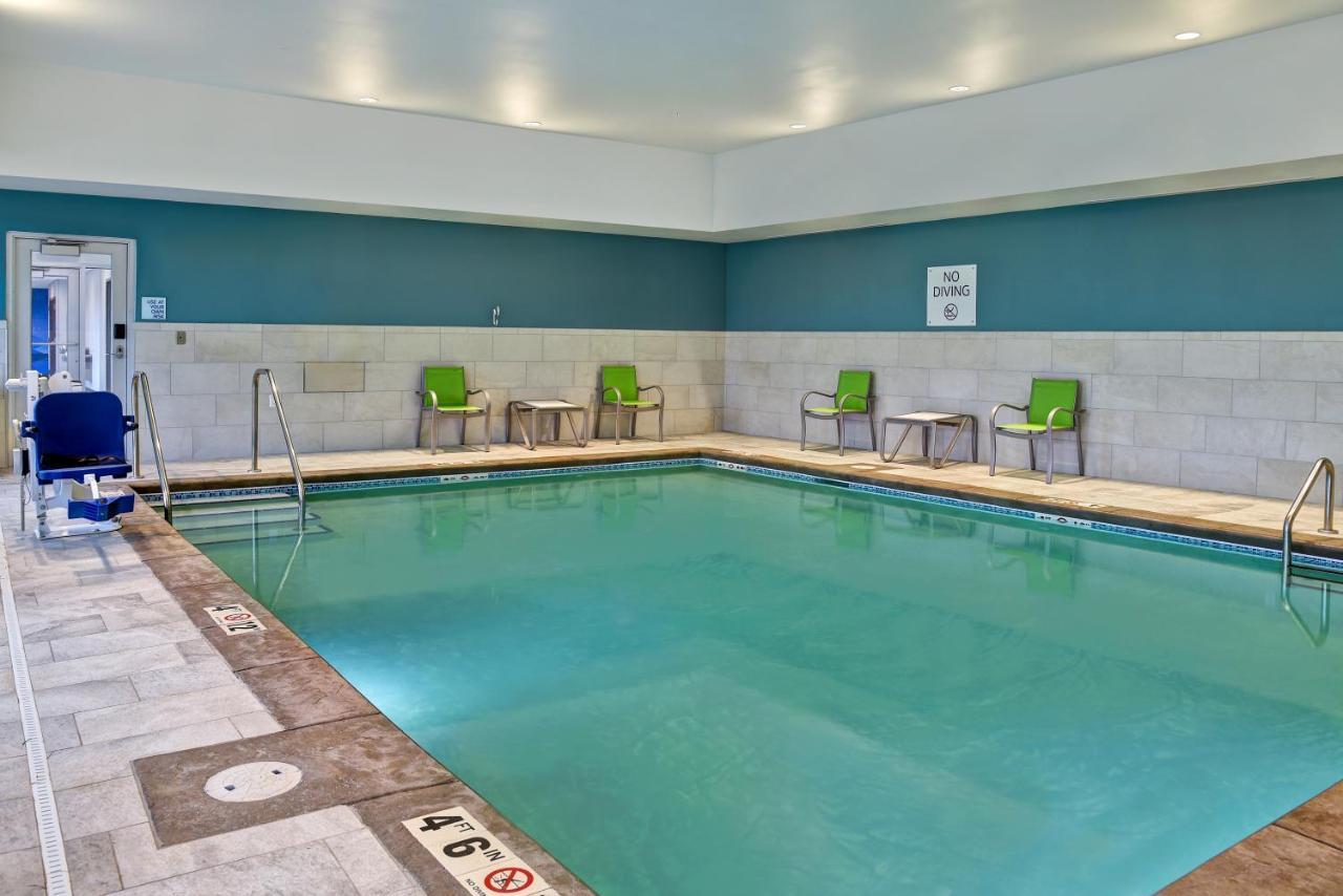 Holiday Inn Express & Suites - Ottawa By Ihg Dış mekan fotoğraf